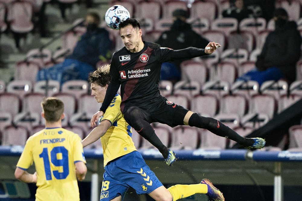 FC Midtjylland tog søndag Superligaens førsteplads tilbage fra Brøndby, som blev besejret med 1-0 i Herning.