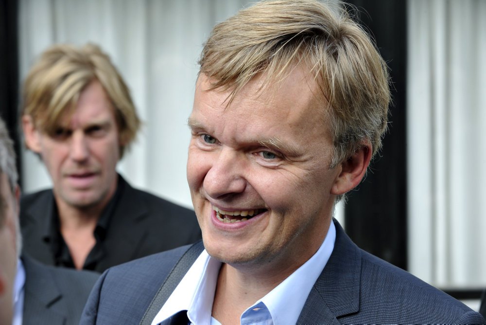 Poul Madsen blev for nylig far igen og vil bruge mere tid med familien. Han forlader post som chefredaktør.