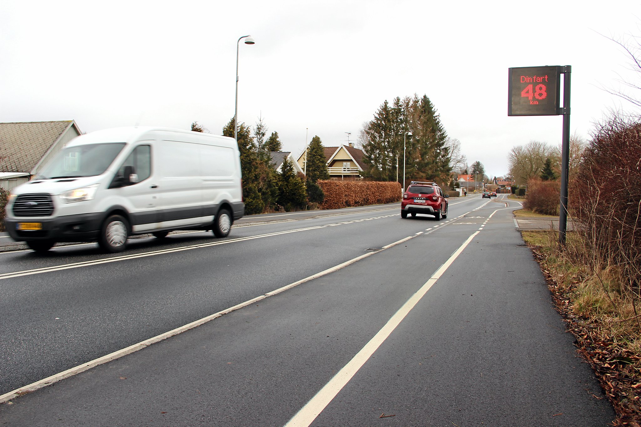 Der bliver kørt for stærkt gennem Nødebo, mener lokalrådet, der glæder sig over, at der nu kommer 15 nye vejbump gennem byen - selvom de allerhelst havde set en anden løsning