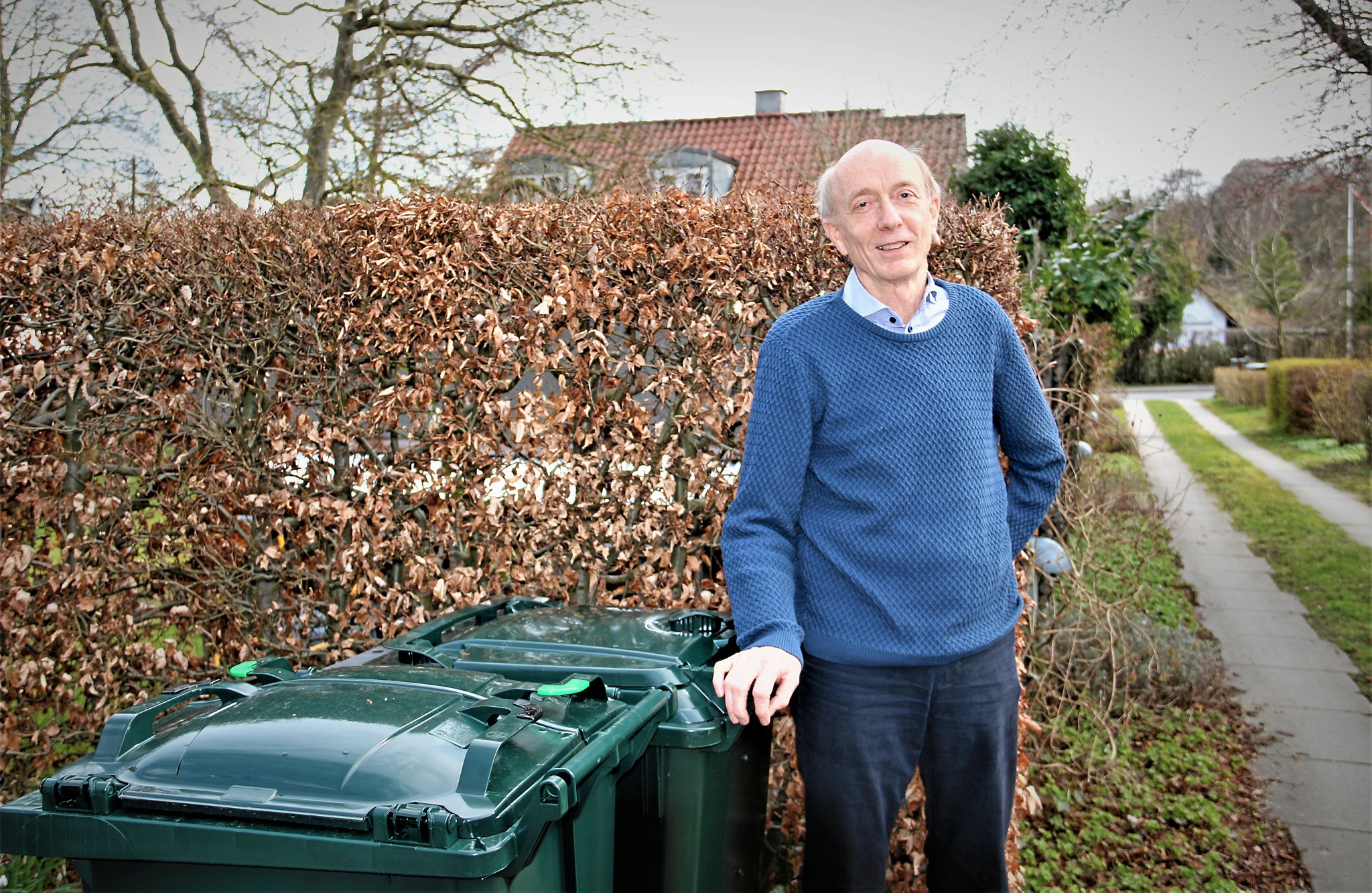 Rækker af grønne hække kan blive erstattet af skraldespande lige ud til fortovet, frygter Hjortekær Grundejerforening, efter Lyngby-Taarbæk Kommunes opstilling af affaldscontainere.