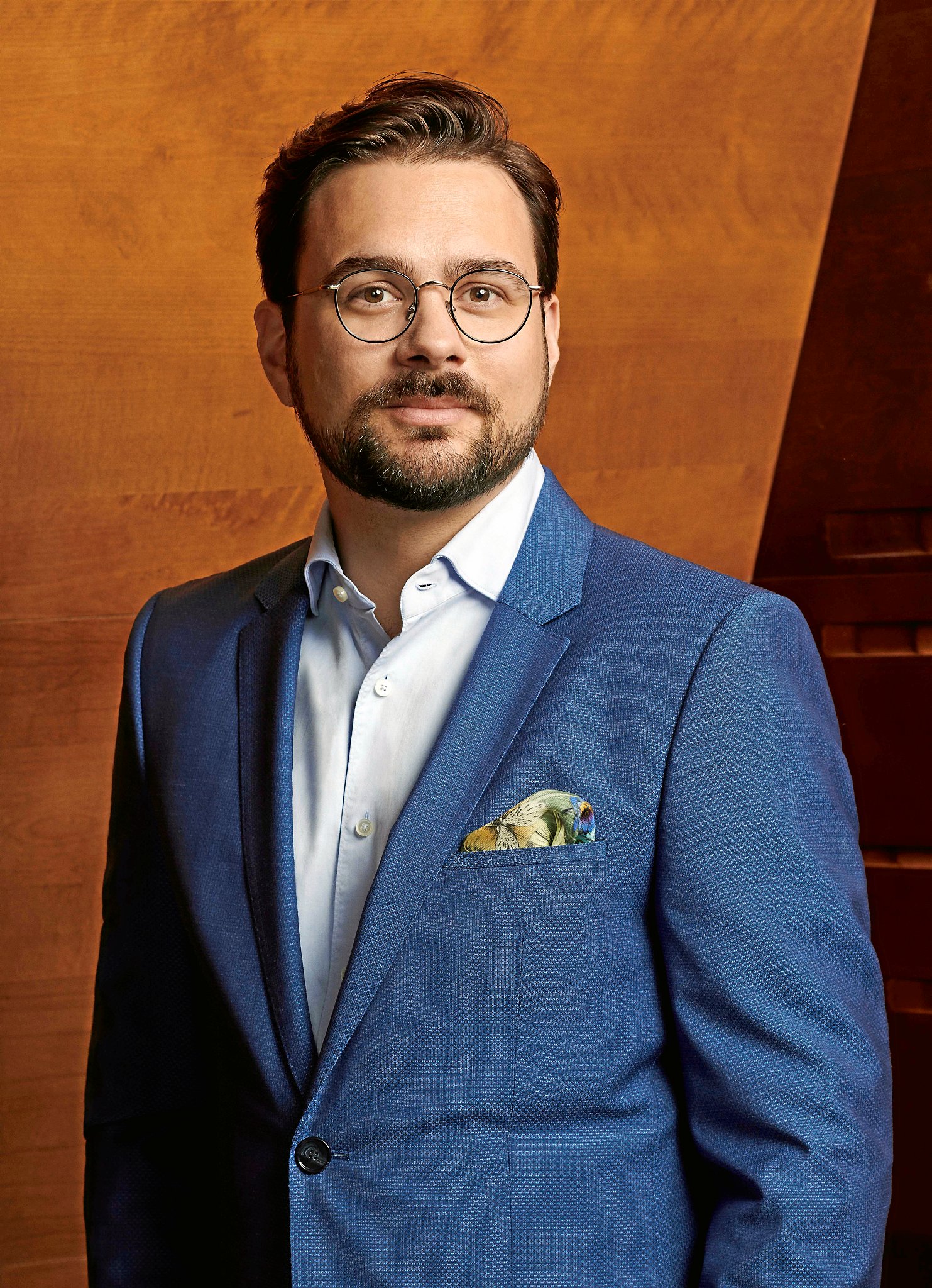 Phillip Faber signerer bøger i Bog & idé