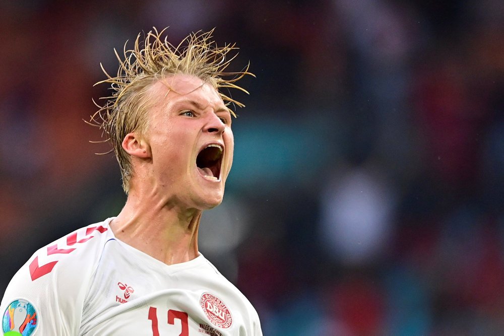 Tre af de store bookmakere har Kasper Hjulmands landshold som favorit til at gå i EM-semifinalen på lørdag.