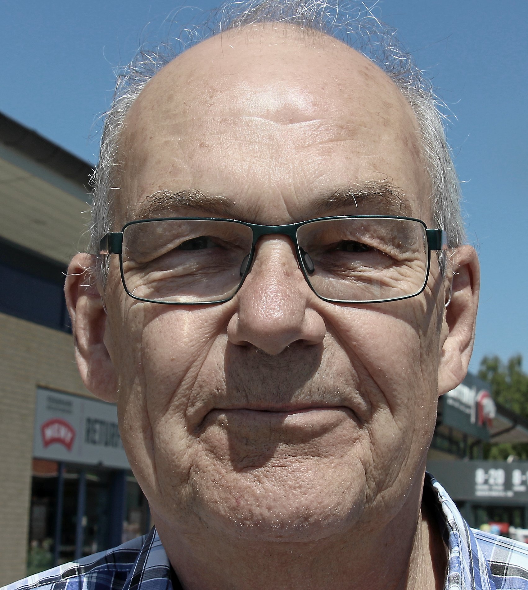 Tidligere formand for lokalrådet i Fensmark Peter Jensen frygter for trafikppropper, når Rute 54 bliver lagt om.