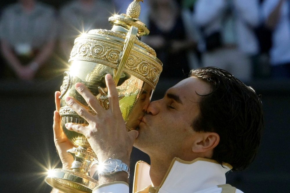 Onsdagens aflysning af Wimbledon har fået mange tennisstjerner til tasterne på de sociale medier.