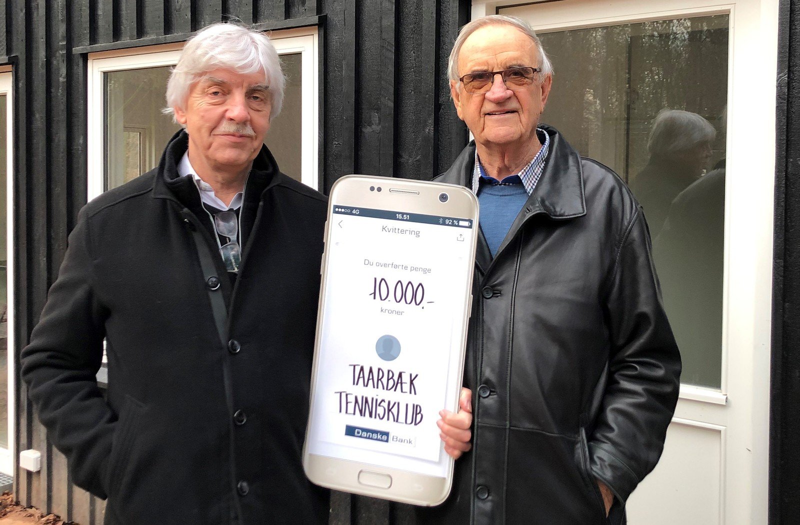 Taarbæk Tennis Klub har fået hjælp til indkøb af møbler.