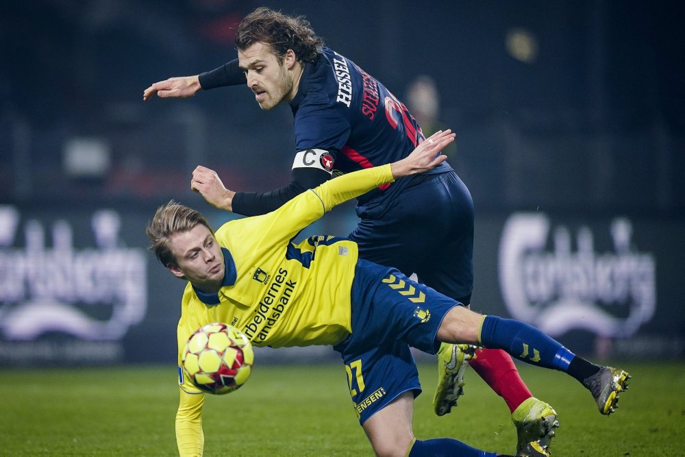 Håbet er, at Nordicbet Ligaen og 3F Superligaen kan genoptages samtidig, melder Divisionsforeningen.