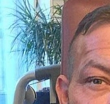 Den 42-årige Jimmi Steffen Lillelund har i flere år været som sunket i jorden. Politiets efterforskning viser, at han formentlig blev skudt og brændt. Den 42-årige Jimmi Steffen Lillelund har i flere år været som sunket i jorden. Politiets efterforskning viser, at han formentlig blev skudt og brændt.