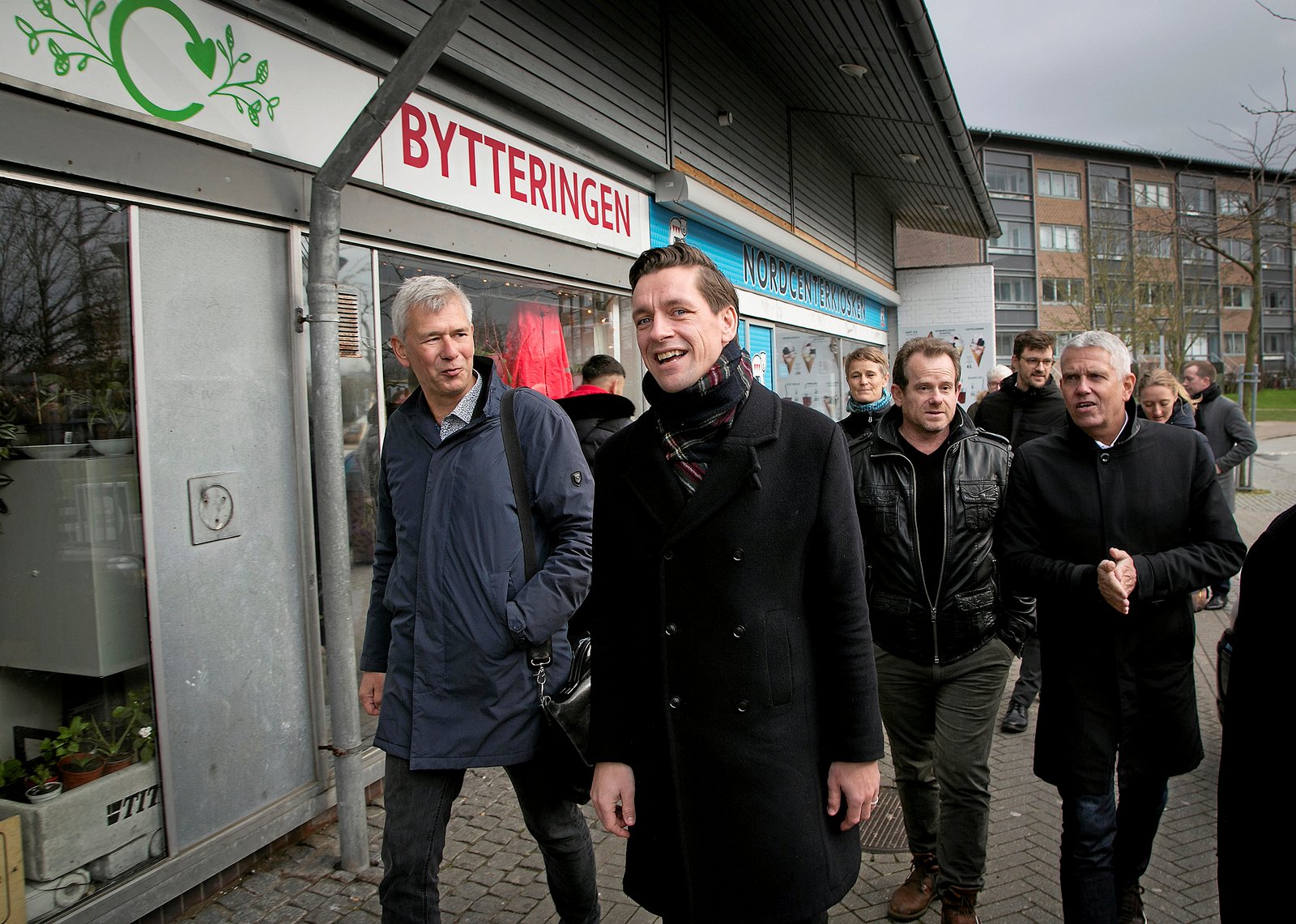 Frem mod 2030 skal der ske store ændringer i Ringparken i Slagelse Nordby. I den forbindelse lagde boligminister Kaare Dybvad (S) mandag vejen forbi for at høre mere om planerne, som han med egne ord kalder for »visionære«.