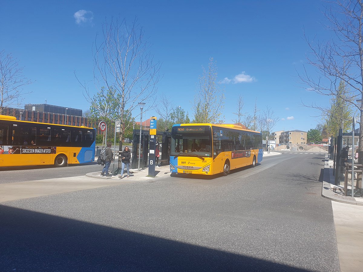 Der skal være plads til mere tryghed for ældre i busseerne, mener to KV-kandidater.