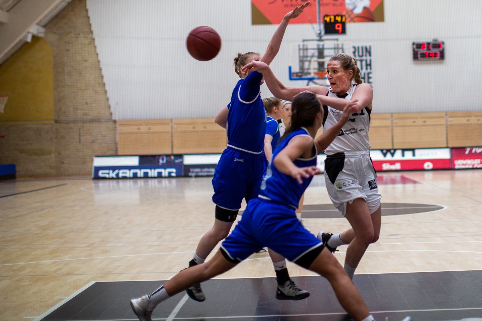 Hørsholms basketkvinder har det med at levere spændende kampe i denne sæson - i aften blev det til en sejr på 66-65 i pokalsemifinalen over BK Amager