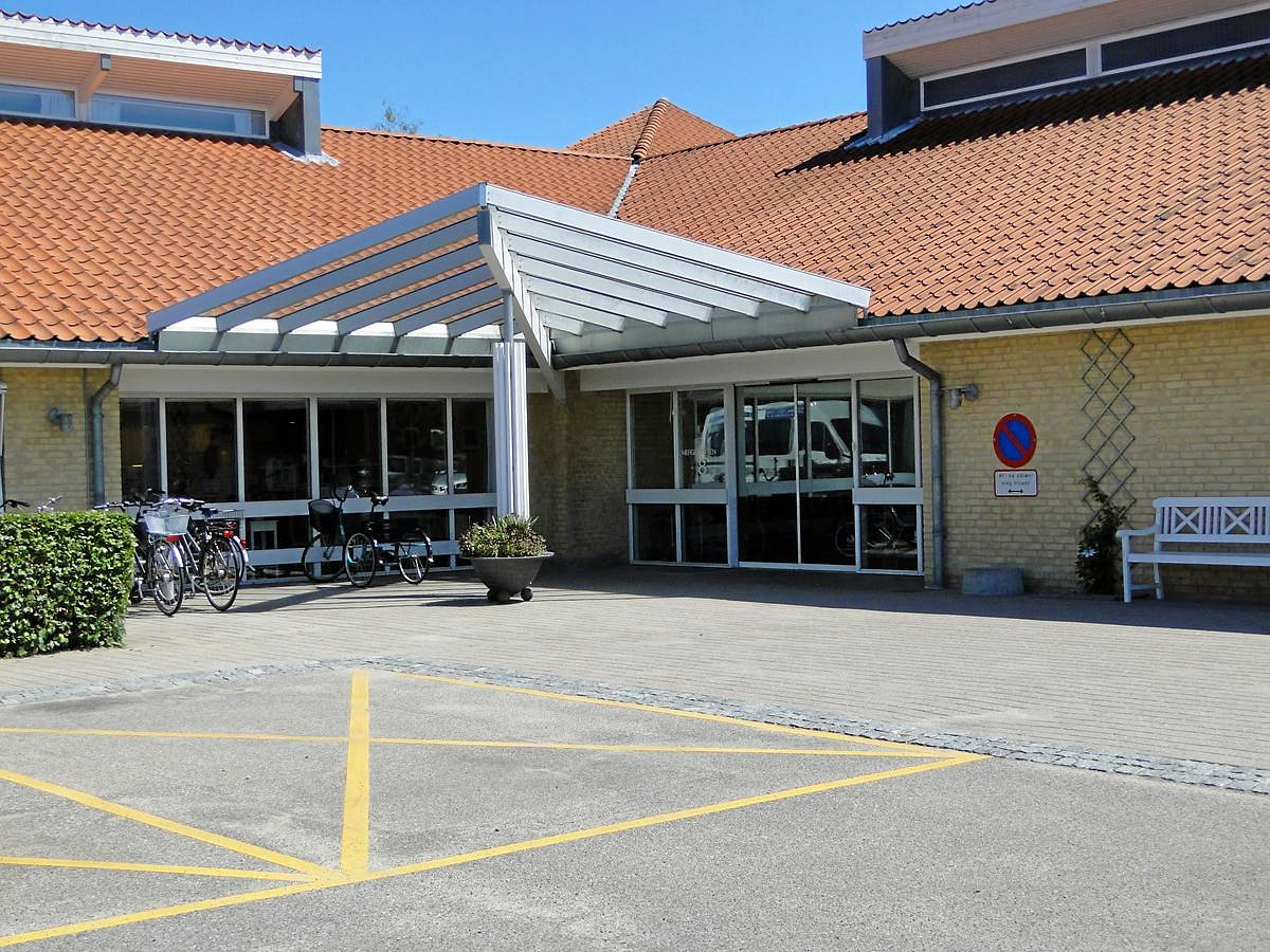 Mergeltoftens træningslokale er blevet lukket, efter at der er kommet fugt i fundamentet, oplyser kommunen.