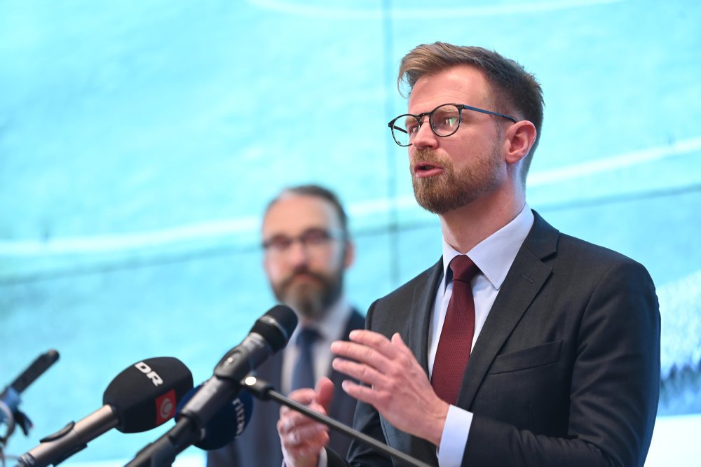 Et flertal sætter byggeriet af tunnelen under Femern Bælt i gang fra næste år. Den bliver verdens længste.