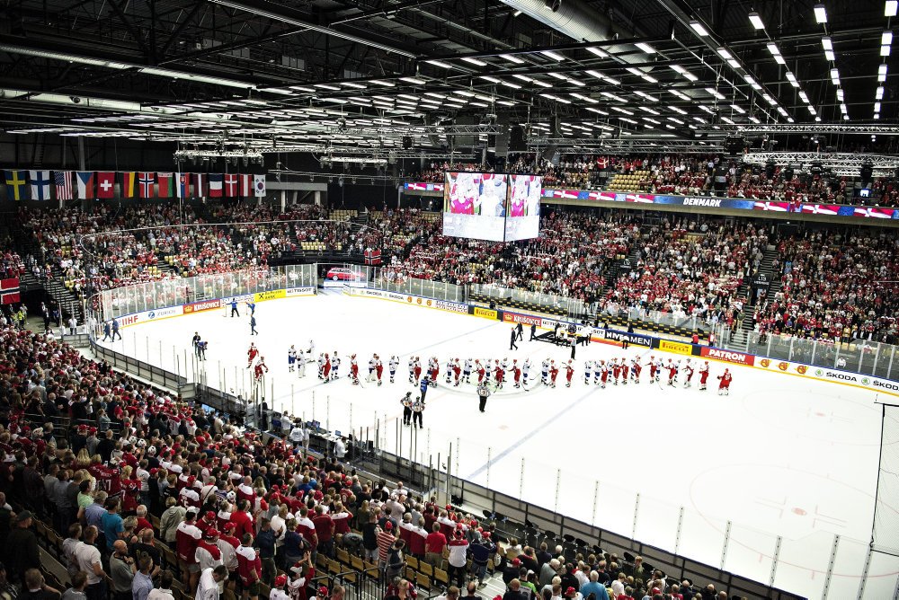 Årets A-VM i ishockey i Schweiz er aflyst grundet coronavirus, og det kan ramme Danmarks værtskab i 2025.