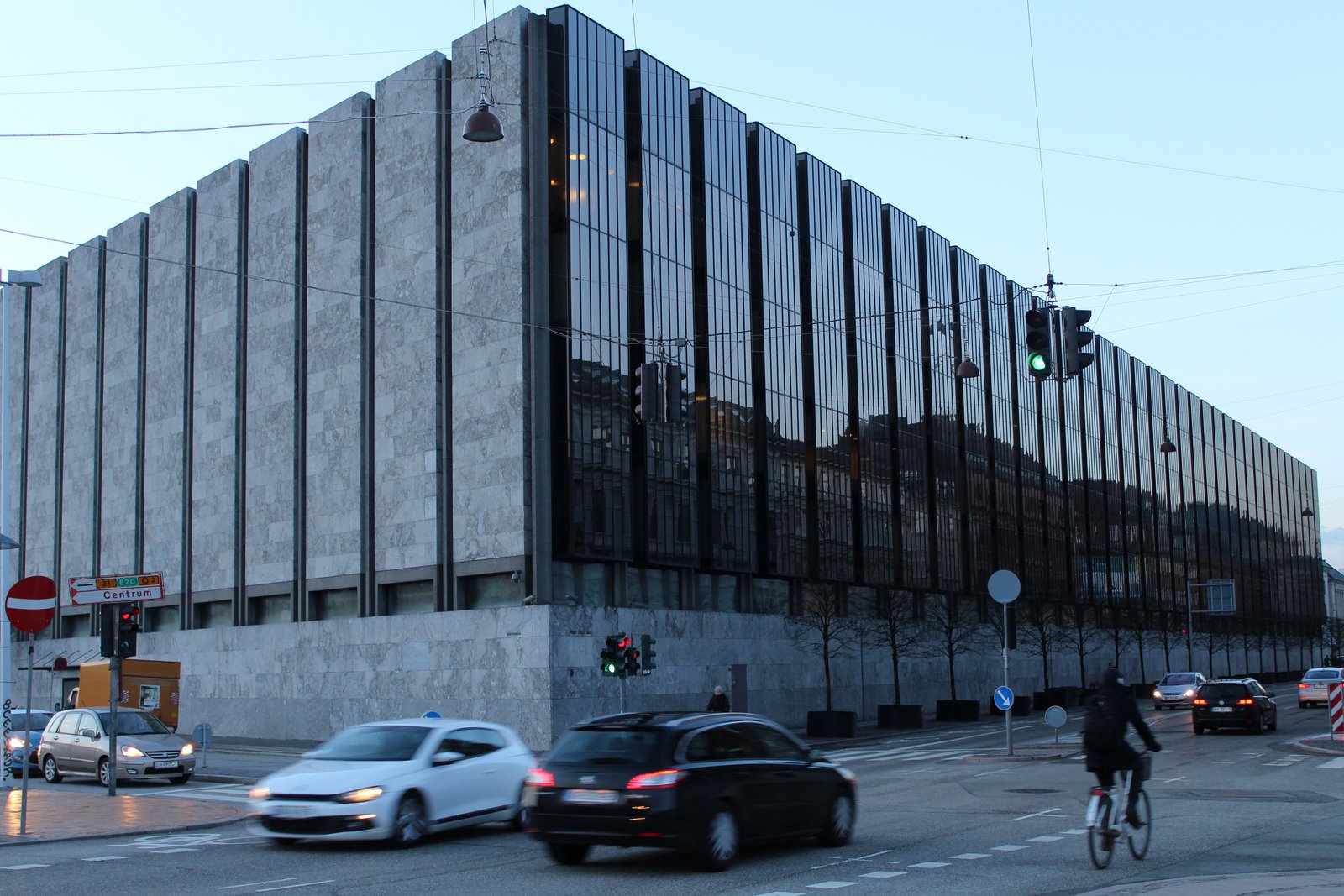 Gottlieb+Partners i Hørsholm har på tre år skabt en succesfuld erhvervsmæglerfor-
 retning med millionoverskud og Nationalbanken som kunde.