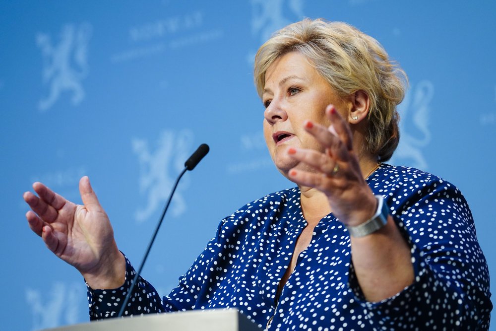 Norge strammer rejsevejledning for alle lande og fraråder blandt andet rejser til to danske regioner.