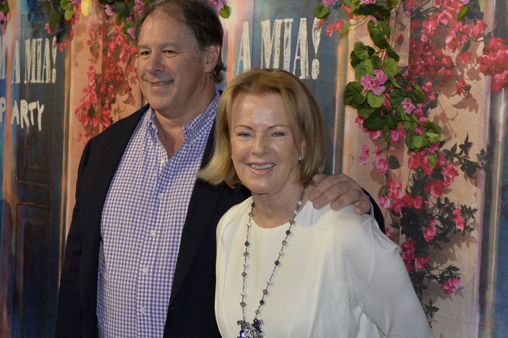Der er nye sange på vej fra den svenske popinstitution Abba til næste år. Gruppens mørkhårede A, Anni-Frid Lyngstad, fylder 75 år og er klar på flere hits.