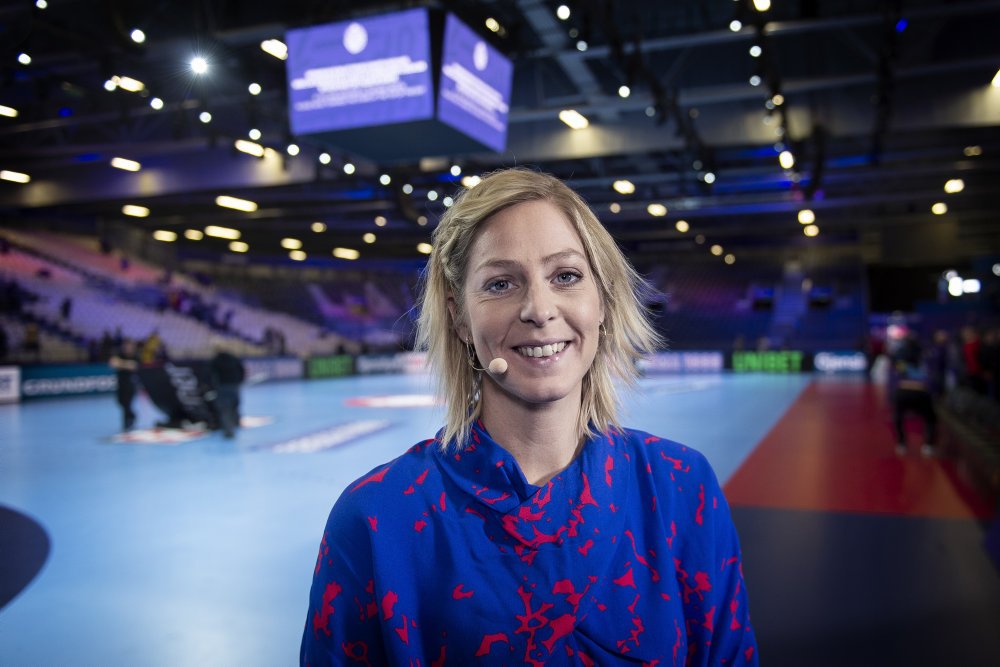 Allerede før hun stoppede sin aktive karriere, havde Trine Nielsen kastet sig ud i at gøre tv-seerne klogere på håndboldsporten. Den 16. oktober fylder hun 40.
