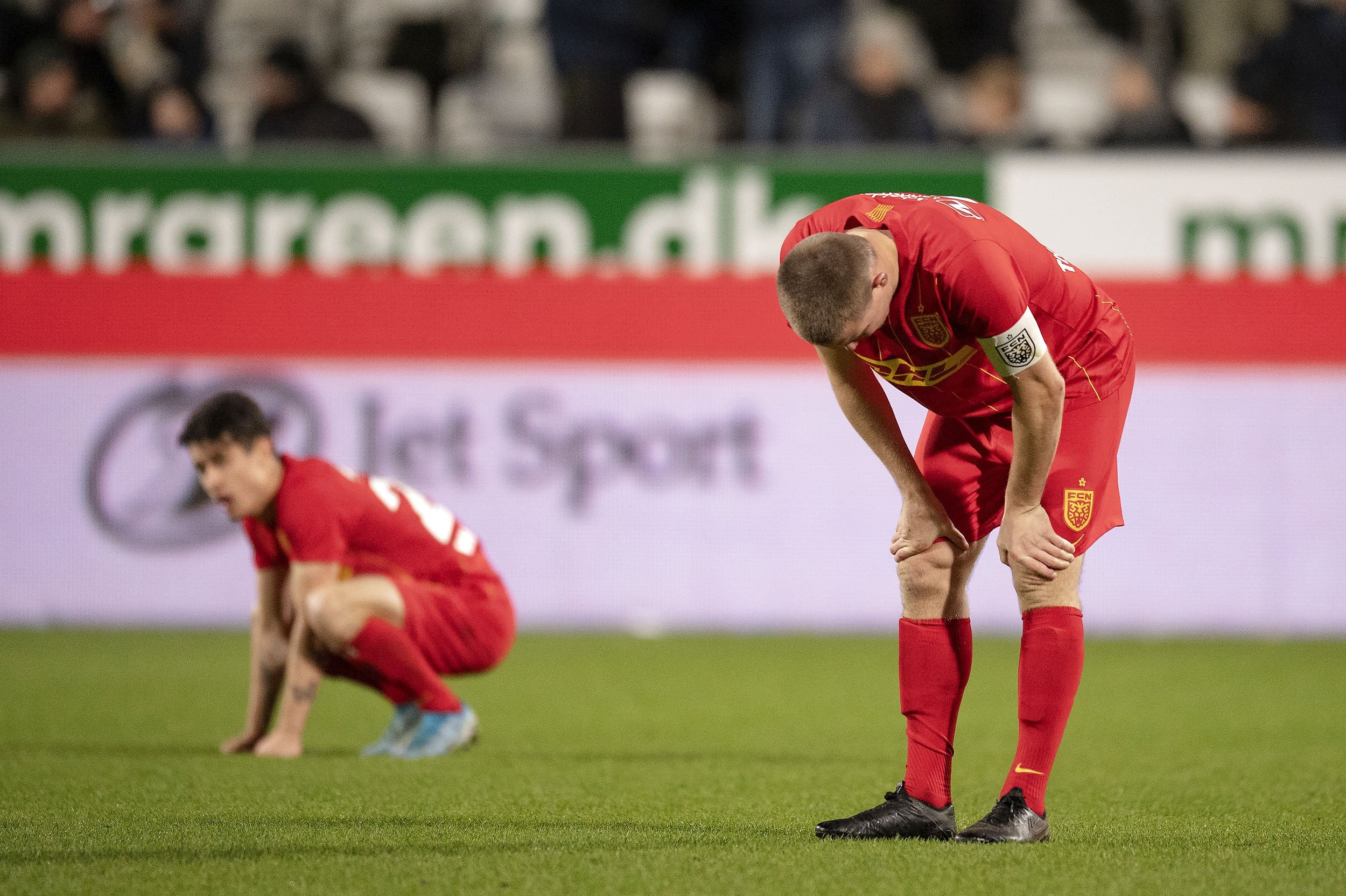 FC Nordsjælland har ligaens yngste mandskab, men Flemming Pedersen kunne godt ønske flere erfarne kræfter.