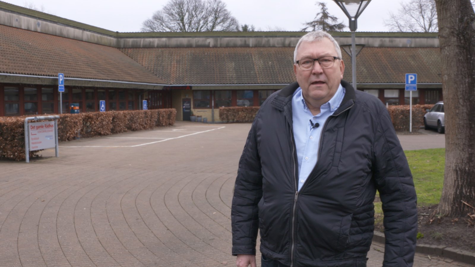 Bp revision udvider med en ny afdeling i Rønnede. Her kan du se Bent Pedersen vise rundt i de nye omgivelser.
 Se med her: