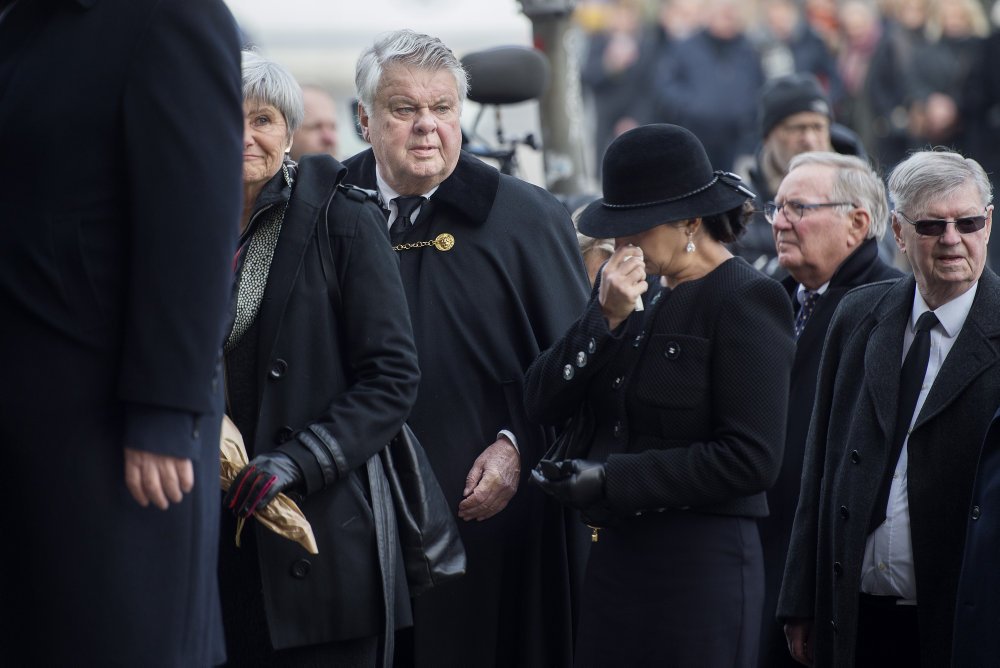 En afspærring ved et cykelløb gjorde tilsyneladende Christian Kjær så irriteret, at han påkørte en frivillig.