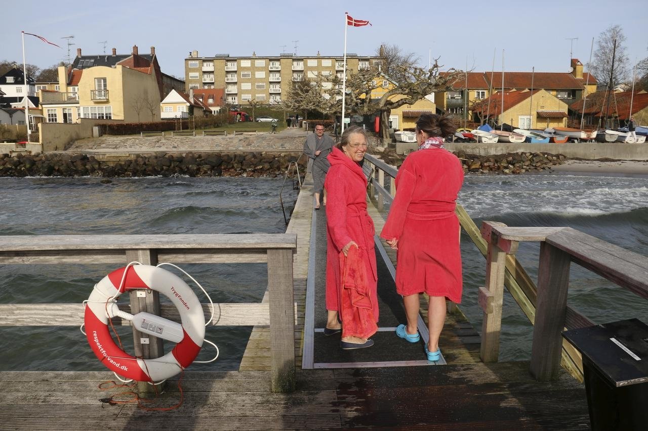 Et gammelt ønske går i opfyldelse for Foreningen Taarbæk Søbad, som selv har samlet penge sammen til en sauna