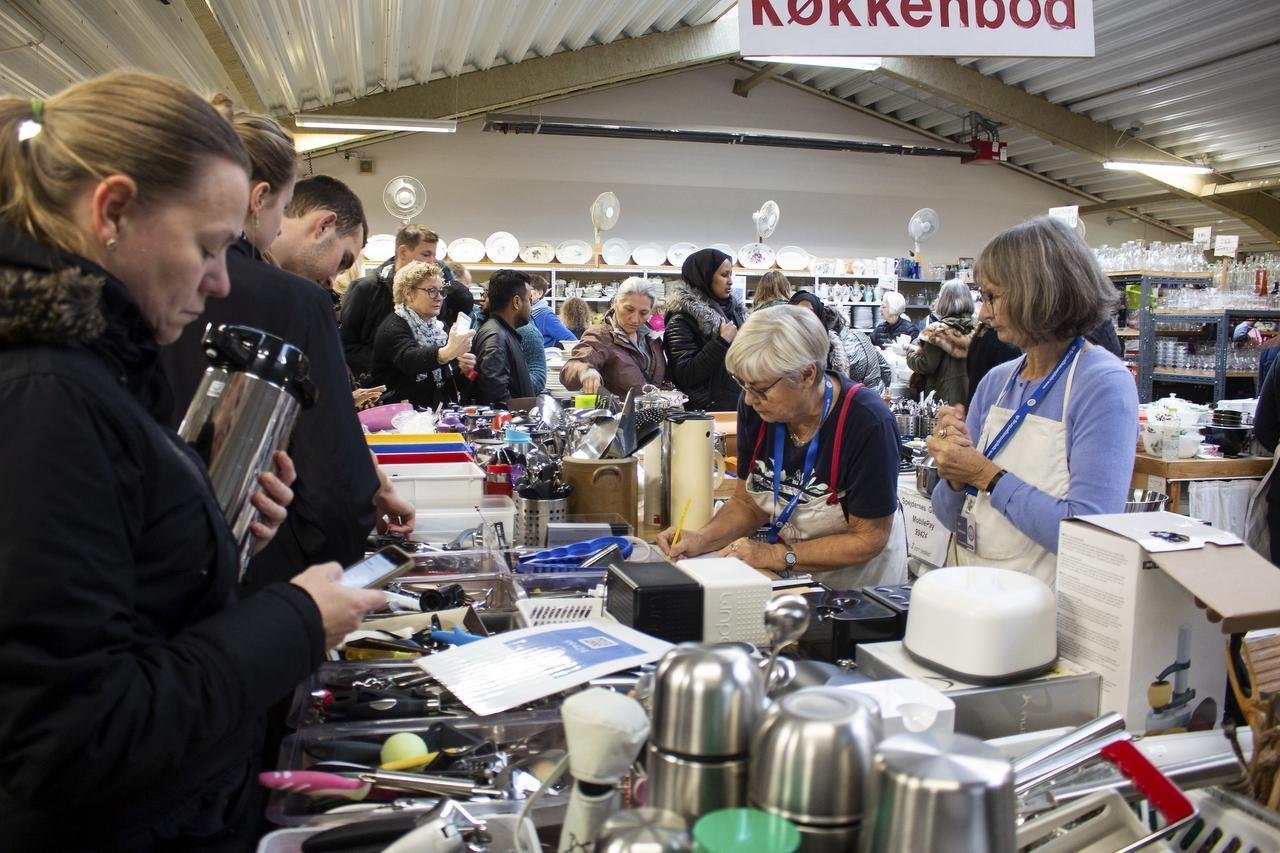 Spejdernes Genbrug havde i 2018 et overskud på 1,8 millioner kroner. På bare tre timer blev der lørdag omsat for over 300.000 kroner