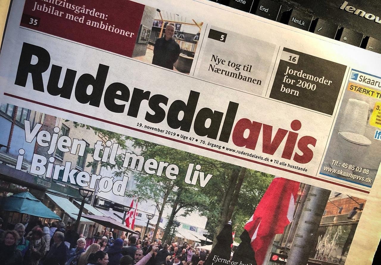 Rudersdal Avis er en del af et opkøb, der skal styrke Sjællandske Mediers position på Sjælland og virksomhedens lokale ugeavisforretning.