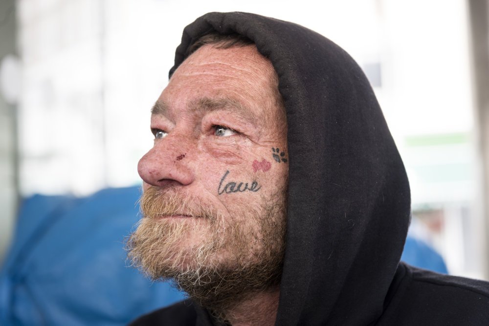 Socialdemokraterne vil præcisere lovgivning, så enkelte hjemløse ikke rammes af straf for at sove på gaden.