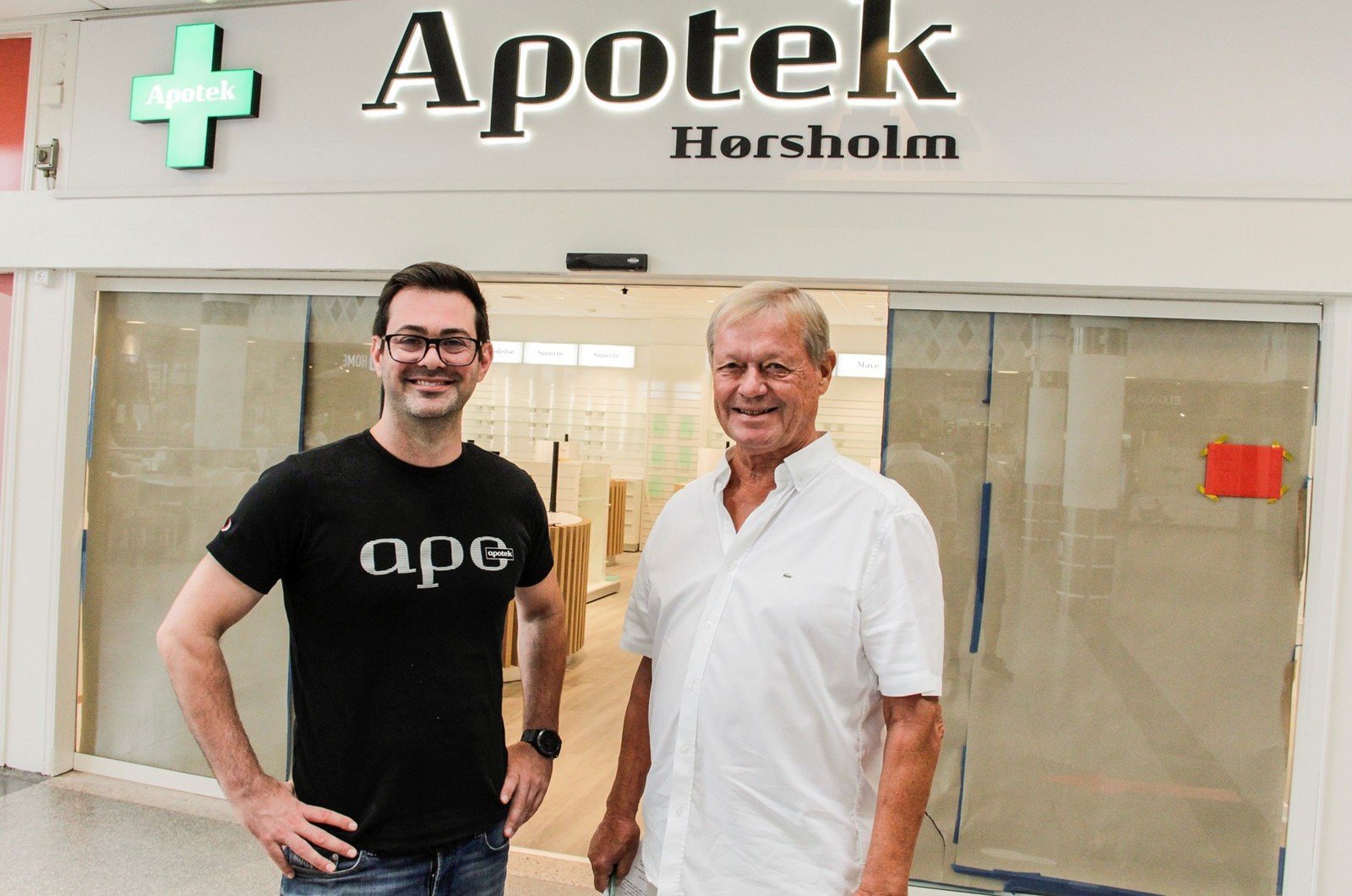 På mandag åbner Hørsholm Apotek i nye moderne lokaler på centertorvet i Hørsholm Midtpunkt og lover kunderne mindre ventetid på medicin