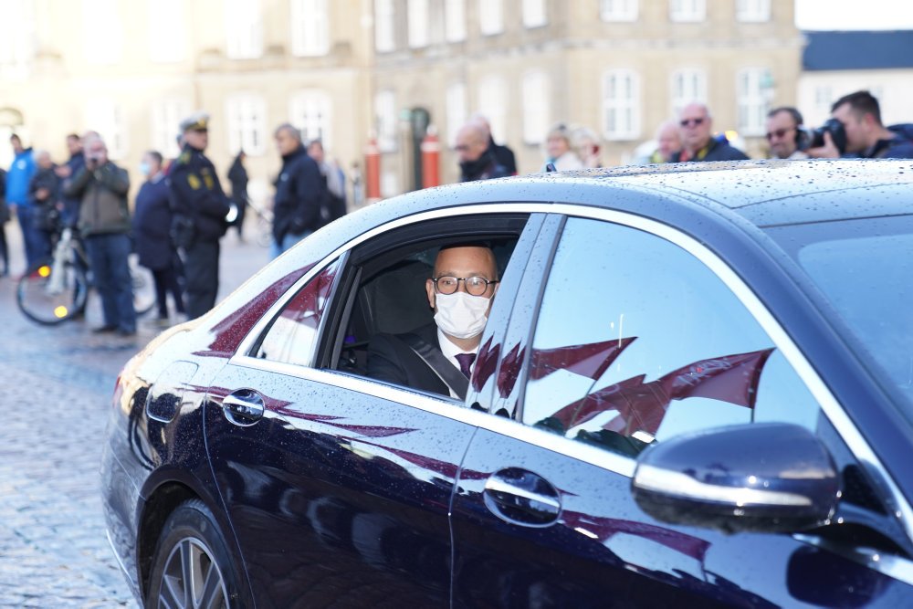 Statsminister Mette Frederiksen har rykket rundt på sit ministerhold, efter at Mogens Jensen har trukket sig.