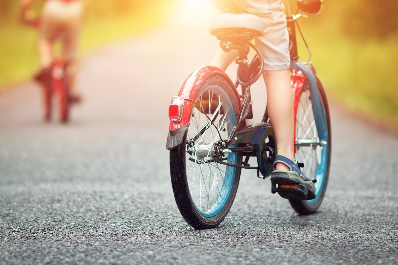 Læserbrevskribenten er bekymret for de små cyklister, når det gælder etableringen af en fartchikane.