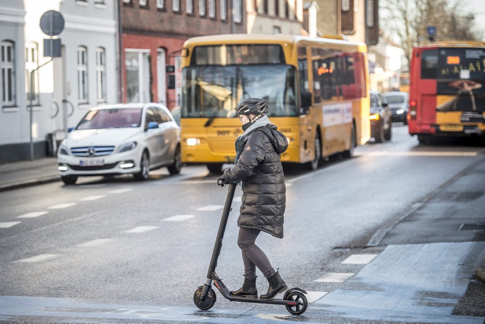 Midt- og Vestsjællands Politi melder om en stor stigning i altallet af sager med el-løbehjul. Allerede nu har antallet af sager rundet sidste års niveau.