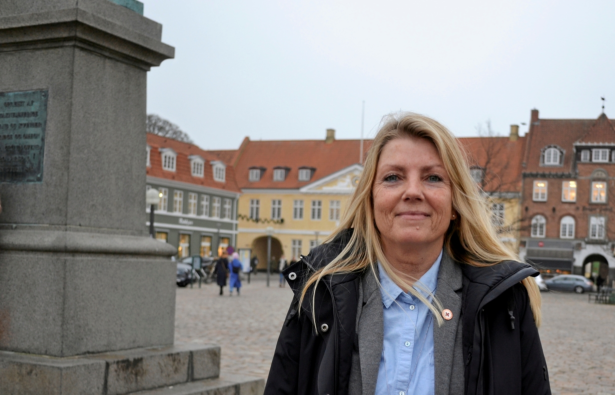 Helle Røtting glæder sig over det nye tilskud. - Per Møller Helle Røtting glæder sig over det nye tilskud.