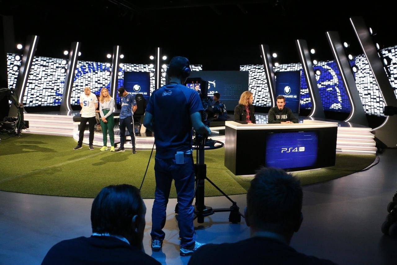 BMW Experience Center Kongens Lyngby åbner først officielt i det nye år, men de seneste syv uger er lokalerne på Firskovvej blevet grundigt testet af den danske eSuperliga