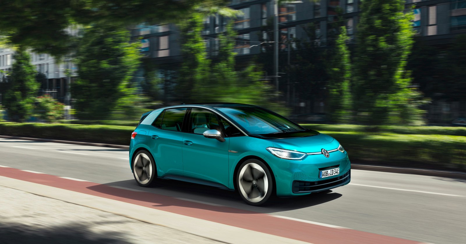 Nye beregninger fra FDM viser, at det er billigst at køre elbil tæt fulgt af plug-in hybrid frem for benzin- og dieselbil i klassen omkring 300.000 kr.