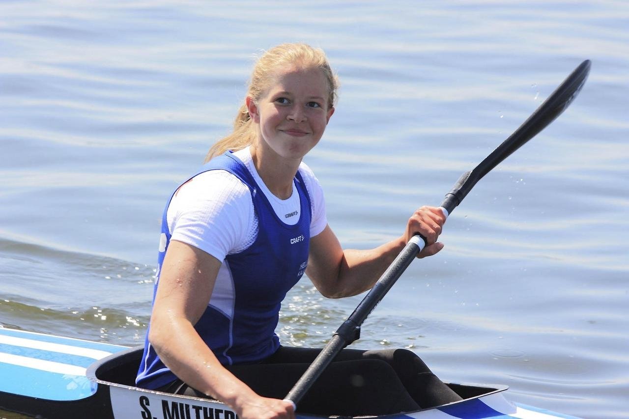 EM i Italien blev en mindeværdig oplevelse for 16-årige Sara Milthers, som vendte hjem til Hellerup Kajakklub med ny titel