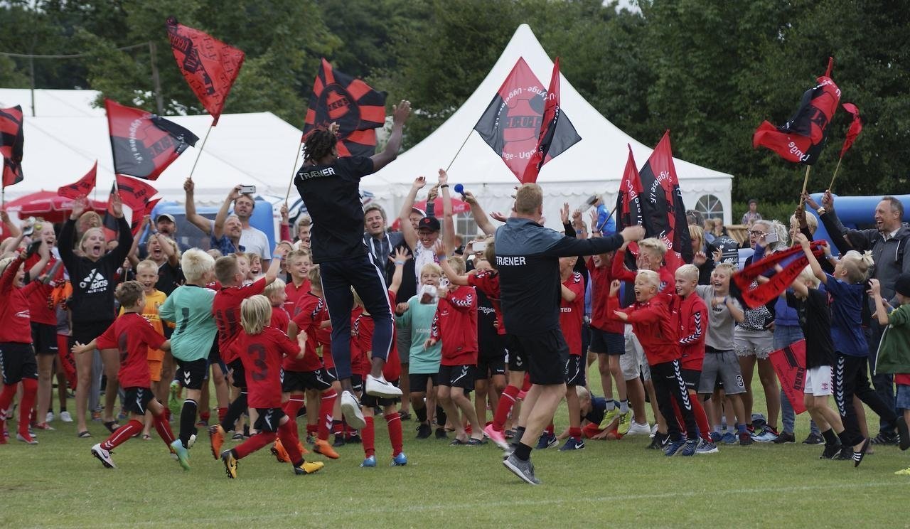 Endnu en gang har LUI Fodbold været med til Vildbjerg Cup - og helt som traditionen foreskriver satte klubben et markant aftryk