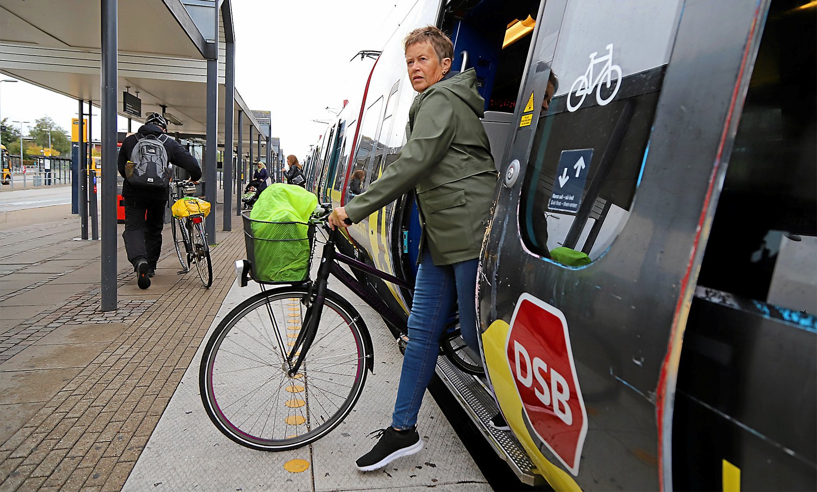 Gratis cykler i s-toget har været en stor succes. Nu vil DSB teste om det samme gælder i regionaltoget på sjællandsk strækning.