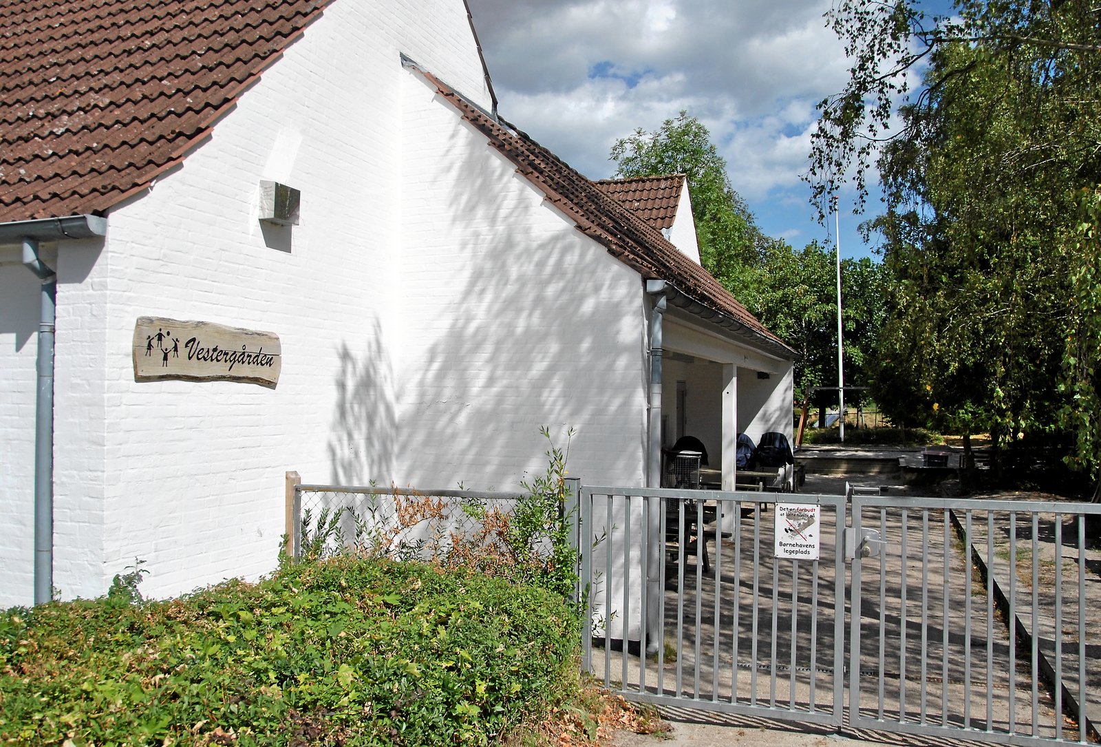 Køge Kommune ser på udvidelse af daginstitutionskapaciteten i Ejby på både kortere og længere sigt - i første omgang i Vestergården.