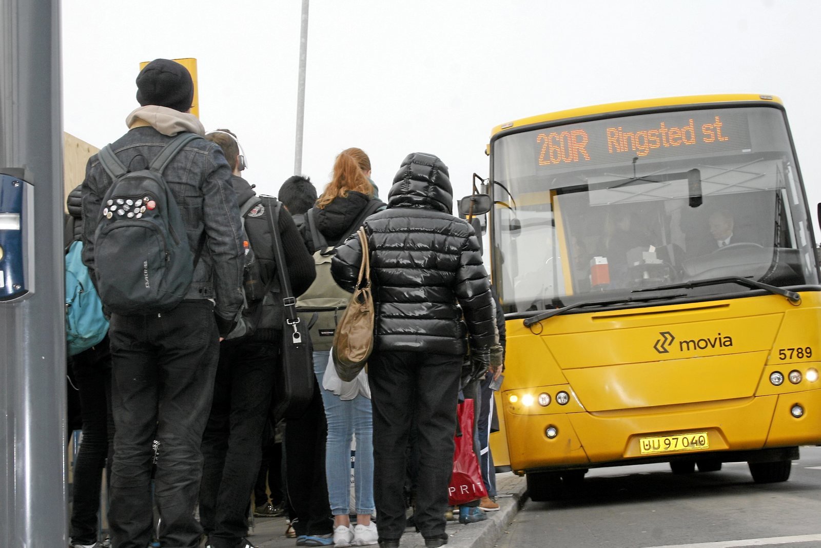 REgion HOvedstaden og REgion Sjælland driver tilsammen 59 buslinjer. Men nu nægter regionspolitikere at kigge på besparelsesscenarier for op imod 100 millioner kroner.