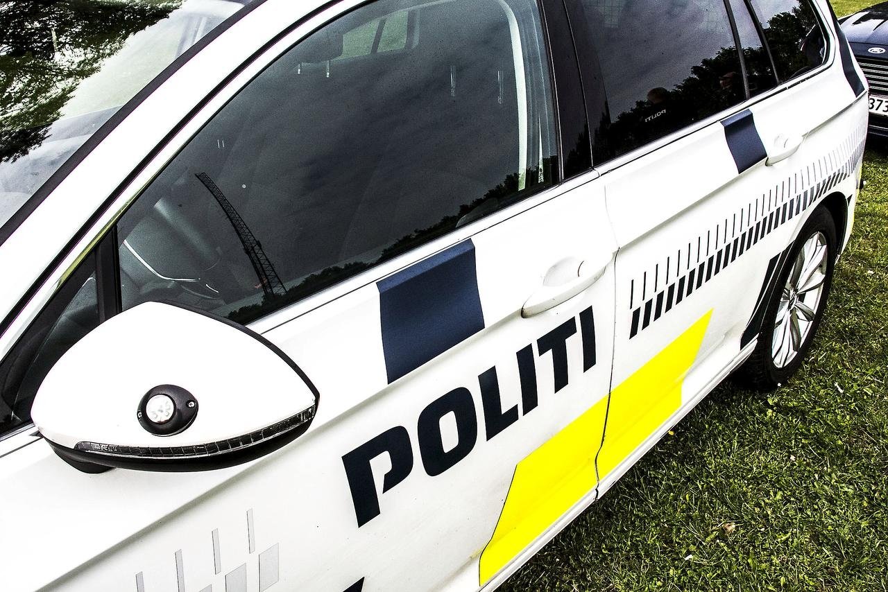 Nordsjællands Politi arbejder på højtryk for at finde frem til de personer, som forrige mandag stod bag et voldsomt overfald mod en 15-årig dreng på Ølstykke Station