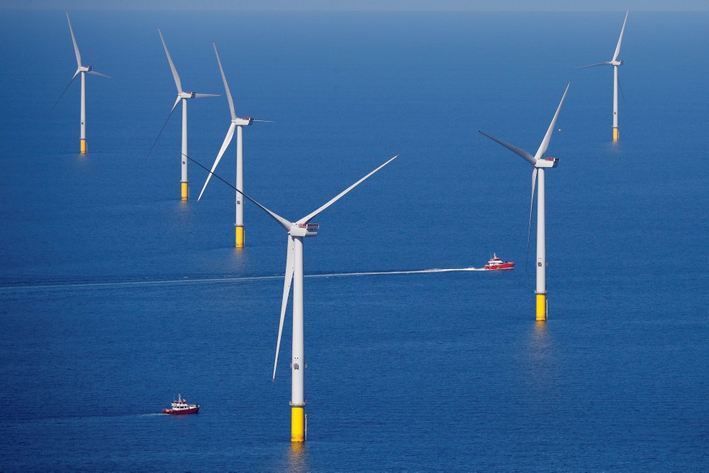 Ørsted, tidligere Dong, vil investere 200 milliarder kroner i grøn energi frem mod 2025, fortæller selskabet.