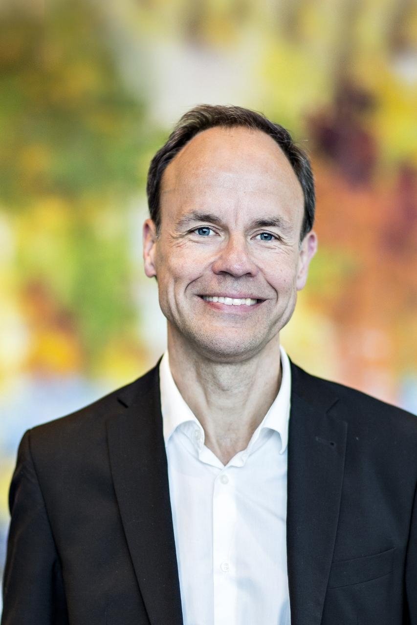 Peter Riis Hansen fra Søllerød, overlæge ved Hjertemedicinsk Afdeling, Herlev og Gentofte Hospital er ny klinisk professor i kardiologi