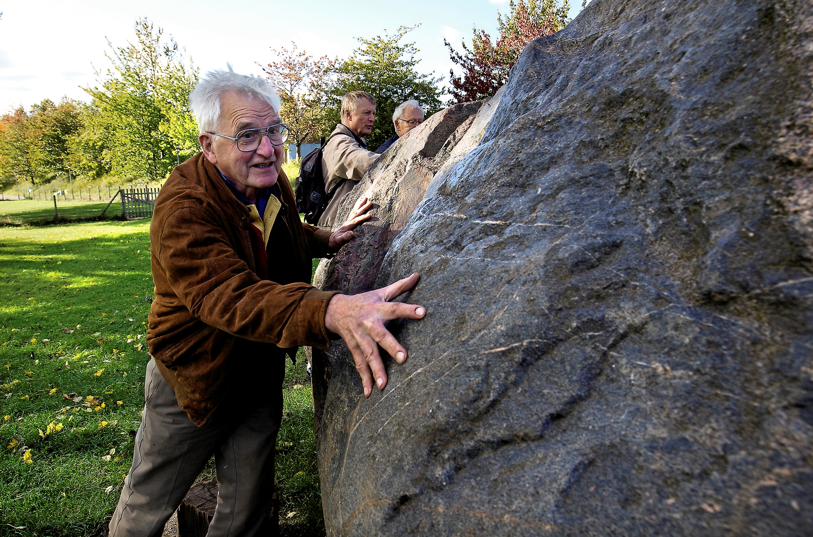 Med Geologer I Felten Ved Galgebakken Sj llandske Nyheder med-geologer-i-felten-ved-galgebakken-sj-llandske-nyheder