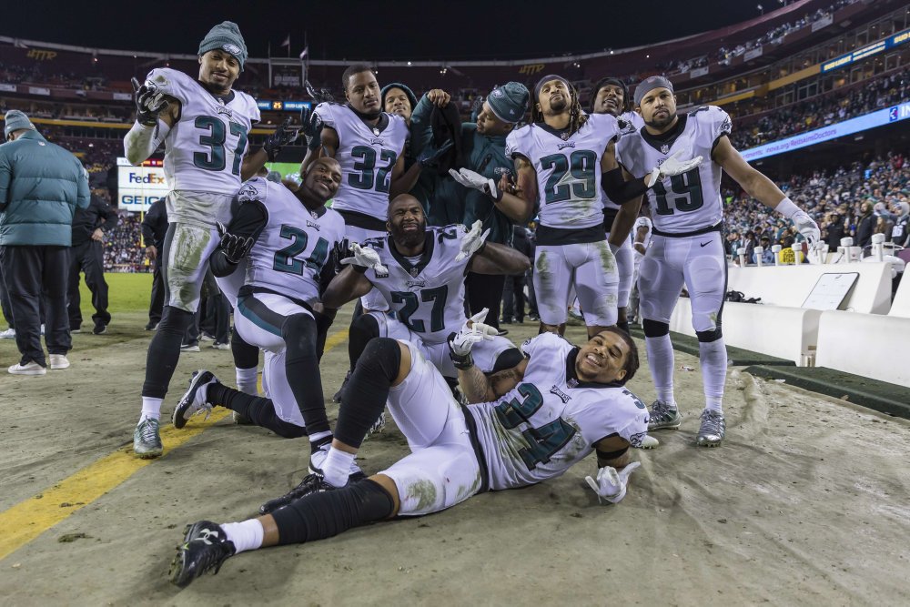 Mesterholdet Philadelphia slog Washington på udebane og fik samtidig Chicagos hjælp til at nå NFL's slutspil.