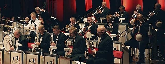 Roger Berg Big Band spiller i Kulturcenter Mariehøj fredag 7. december