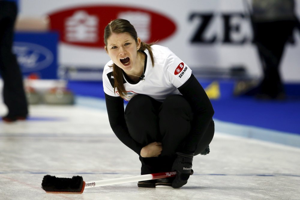 Danmark tabte til både Sverige og Schweiz søndag og er noteret for tre nederlag ud af lige så mange mulige.