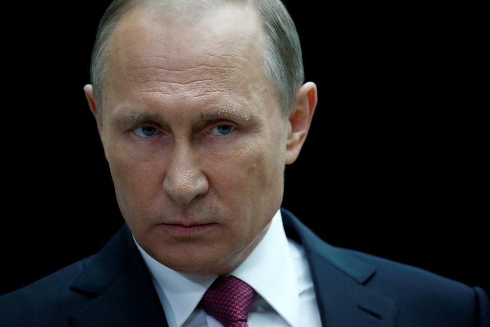 Vladimir Putin har erklæret officielt, at han til næste år vil søge genvalg som russisk præsident.
