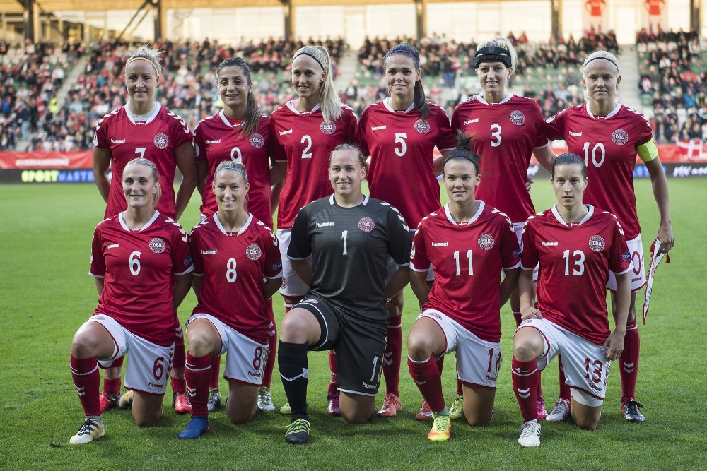 Svenske spillere træner videre, selv om DBU har oplyst, at Danmark ikke stiller op til VM-kvalifikationskamp.