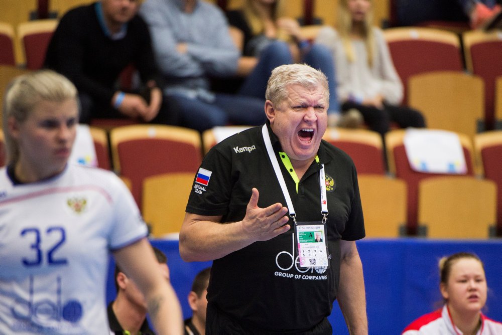 Efter en trist første halvleg kom Rusland i gang efter pausen og kørte Tunesien midt over.